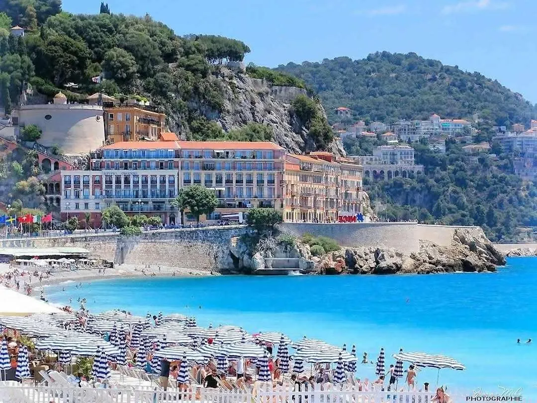 Apartment T2 Dernier Etage Avec Terrasse 5 Min De La Mer Nice